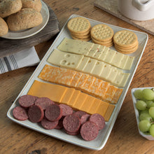 Load image into Gallery viewer, Carlisle Grove Melamine Dinnerware Plate Collection